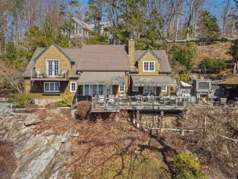11 Driftwood Road, Danbury, CT 06811