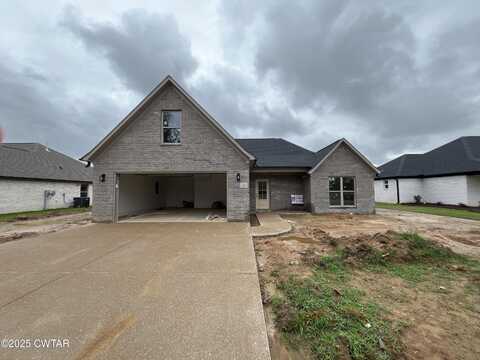 35 Grande Pines Cove, Jackson, TN 38305
