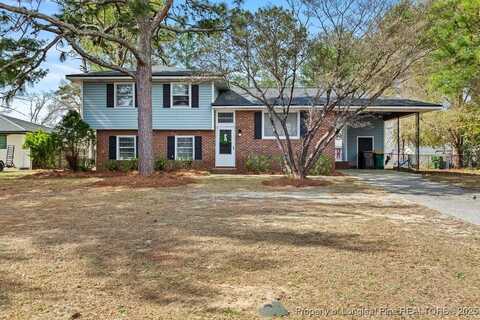 5823 Fairway Drive, Hope Mills, NC 28348