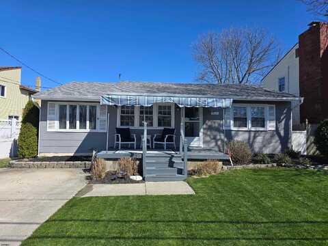817 Lafayette Blvd, Brigantine, NJ 08203