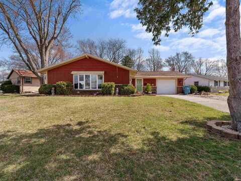 329 Tylar Parkway, New Haven, IN 46774