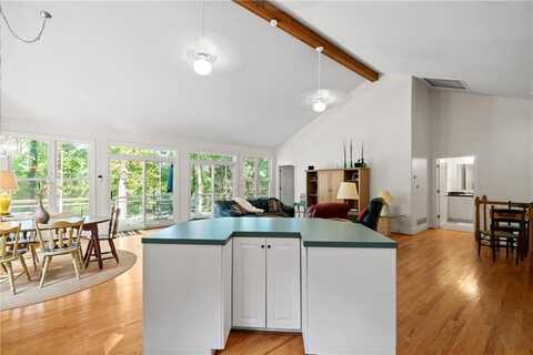 6217 Lakeshore Drive, Gainesville, GA 30506