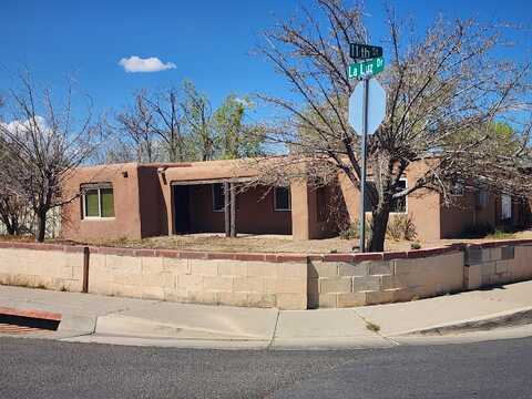 1103 LA LUZ Drive NW, Albuquerque, NM 87107