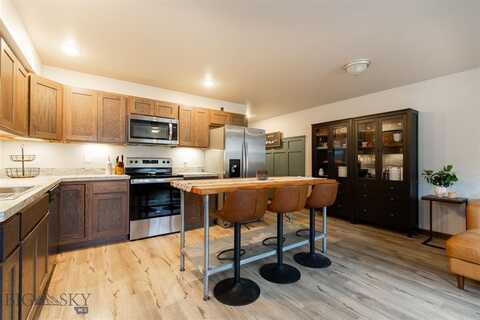 1309 Westwood Circle, Belgrade, MT 59714