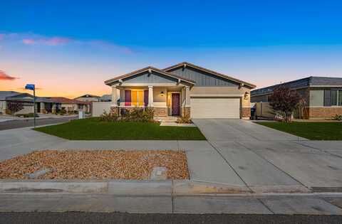 45064 W 43rd Street, Lancaster, CA 93536