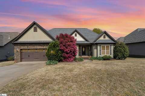 318 War Emblem Drive, Boiling Springs, SC 29316