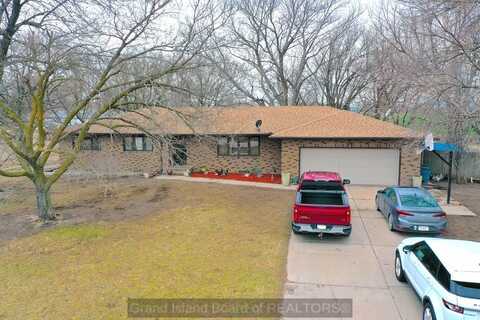 1004 Worms Rd, Grand Island, NE 68801