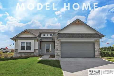 10455 S 109th Street, Papillion, NE 68046