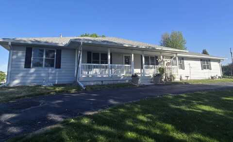 2205 HIDDEN CANYON Road, Plattsmouth, NE 68048