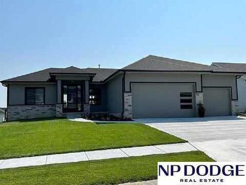 5712 N 199 Street, Elkhorn, NE 68022