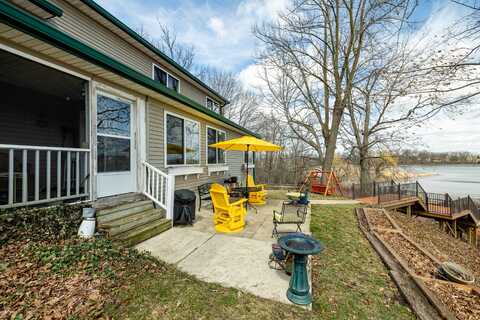 2340 Lakeview Drive, Brooklyn, MI 49230
