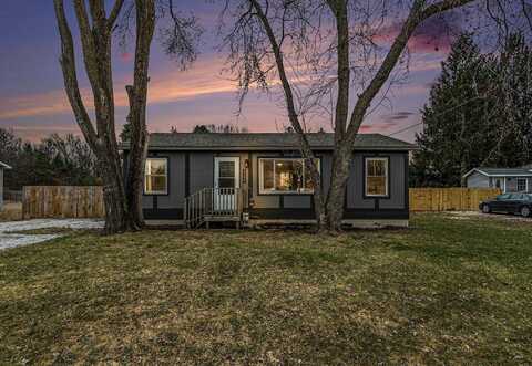 3515 Max Paulsen Drive, Muskegon, MI 49444