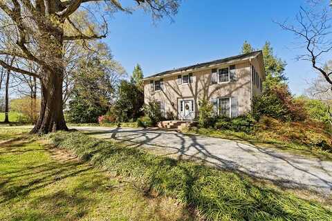 45 Ellis Rd., Due West, SC 29639