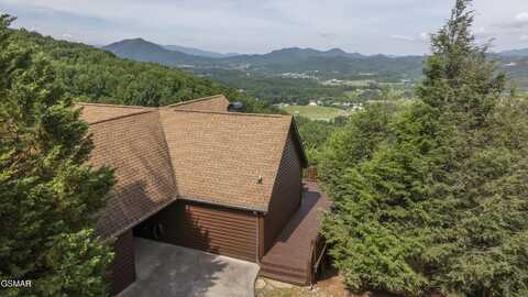 3935 Ravens Den Way Way, Sevierville, TN 37862