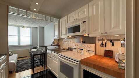 380 MOUNTAIN RD, Union City, NJ 07087