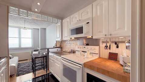 380 MOUNTAIN RD, Union City, NJ 07087