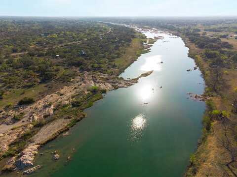 4064 County Road 104, Llano, TX 78643