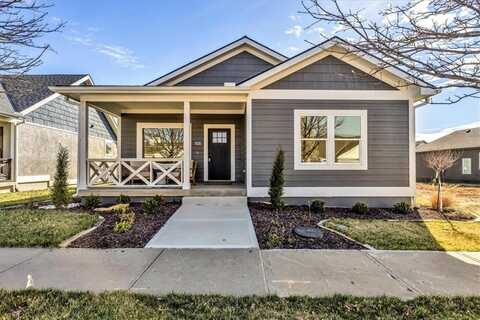 8137 N Farley Avenue, Kansas City, MO 64158