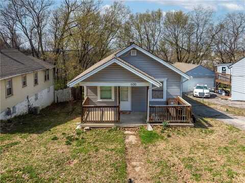 600 Ridgeview Avenue, Kansas City, KS 66103