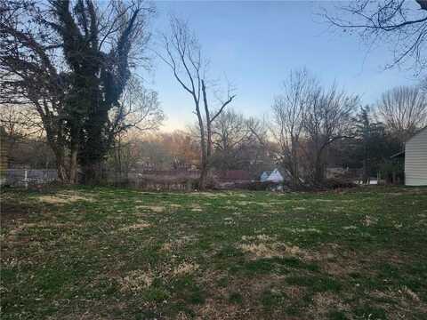 2705 S Brookside Avenue, Independence, MO 64052