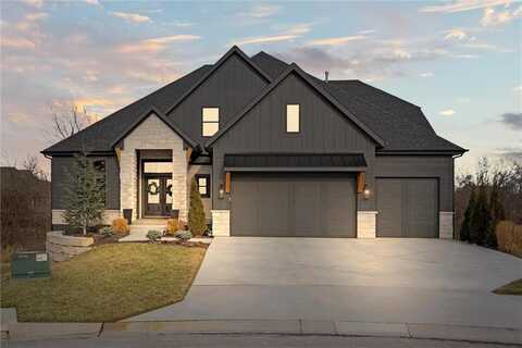 15513 W 166th Street, Olathe, KS 66062