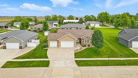 1417 Campbell Dr, Washington, IA 52353