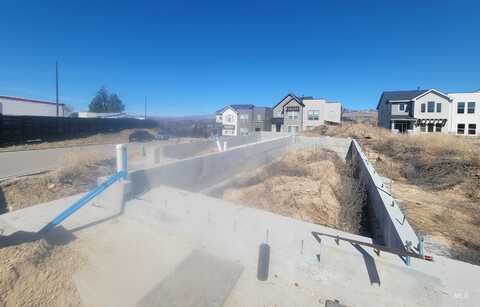 1221 E Echelon Ridge Ln, Boise, ID 83716