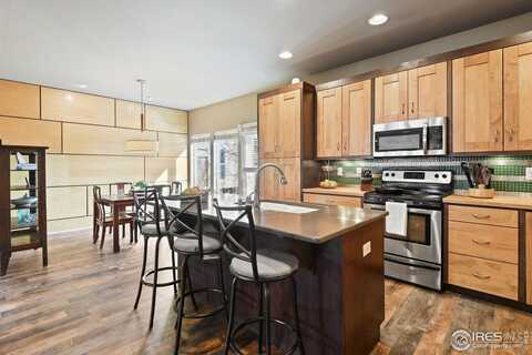 2133 Cocklebur Ln, Fort Collins, CO 80525