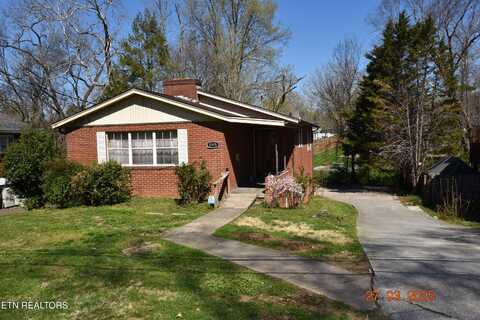 2915 Woodrow Drive, Knoxville, TN 37918