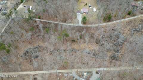 19 Linda St, Crossville, TN 38572