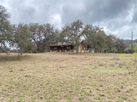 1300 Cattail Rd, Leakey, TX 78873