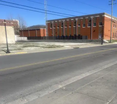 315 West Main Street, Morehead, KY 40351