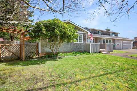 1276 NE Benton Street, Newport, OR 97365
