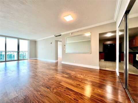 3000 S Ocean Dr, Hollywood, FL 33019