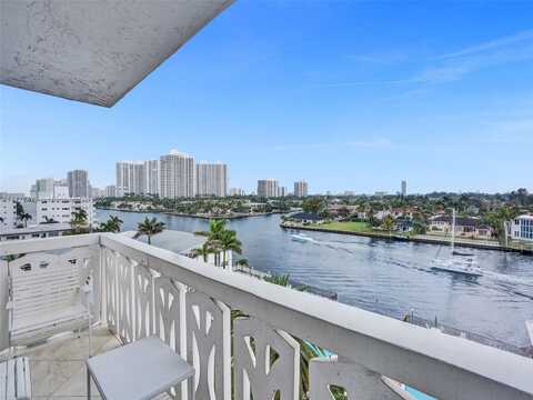 3113 S Ocean Dr, Hallandale Beach, FL 33009