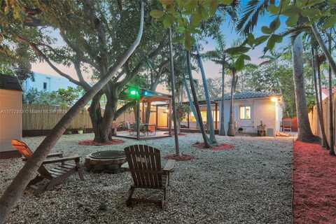818 NE 71st St, Miami, FL 33138