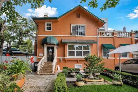 1033 NW 6th St, Miami, FL 33136