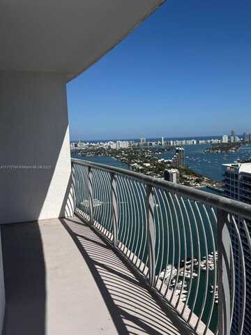 1750 N Bayshore Dr, Miami, FL 33132