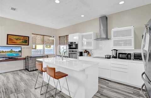 3819 SW 51st St, Hollywood, FL 33312