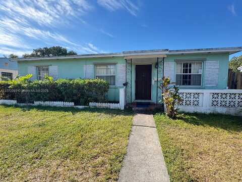 1290 NE 143rd St, North Miami, FL 33161