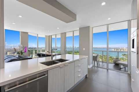 6365 Collins Ave, Miami Beach, FL 33141