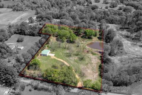 53 South Crockett Road, Senatobia, MS 38668