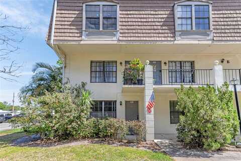 5912 VILLAGE CIRCLE, ORLANDO, FL 32822