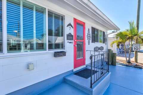 7 BRADEN CASTLE DRIVE, BRADENTON, FL 34208