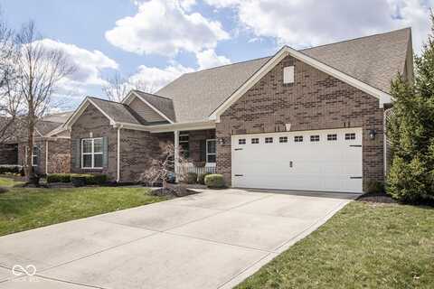 9752 Brook Wood Drive, McCordsville, IN 46055
