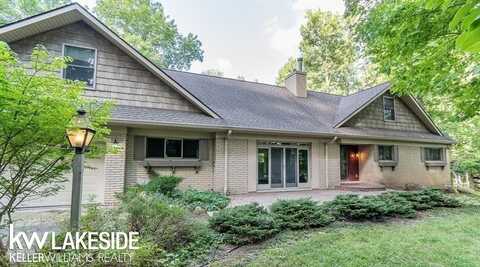 9201 Allen, Clarkston, MI 48348