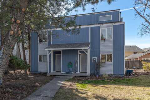 2025 NE Neil Way, Bend, OR 97701