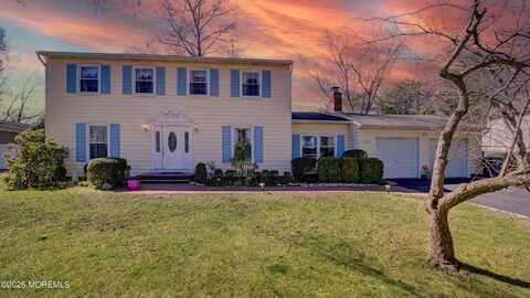 13 Sherwood Drive, Freehold, NJ 07728
