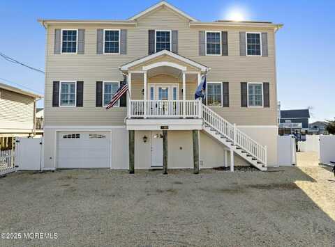 88 Glenn Drive, Beach Haven West, NJ 08050