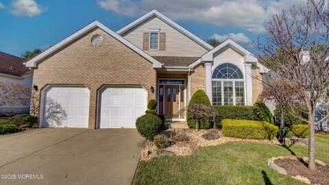 24 Westminster Drive, Monroe, NJ 08831
